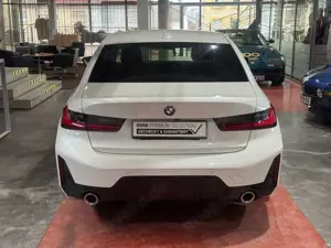 BMW 320 dA Lim. M Sport LiveCock.LED.ACC.DriveAss.SHZ Bild 3