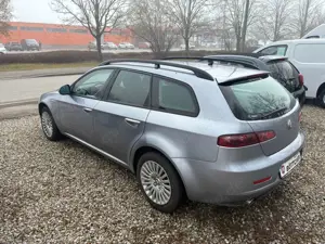 Alfa Romeo Sportwagon 1.8 Basis Bild 3