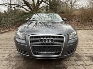 Audi A3 1.6 FSI Attraction Klimaautom. Sitzheizung 8-fach