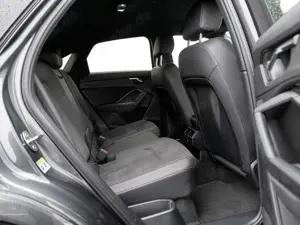 Audi Q3 Sportback 1.4 TFSIe S line LED NAVI ACC KA Bild 4