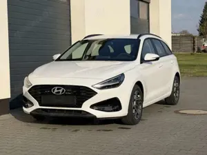 Hyundai i30 Go 1,6 T-GDI DCT7 110KW Navi Winter