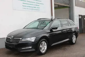 Skoda Superb 2.0 TDI Combi Ambition Navi PDC