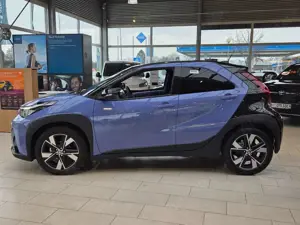 Toyota Aygo X 1.5 HEV TEAMPLAYER CVT Sitzheizung Bild 3