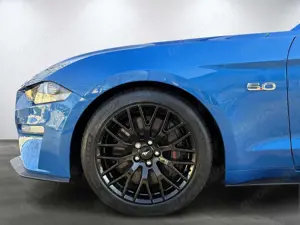 Ford Mustang GT Fastback Digi Tacho 19"Alu Vollleder ACC Kamera Bild 4