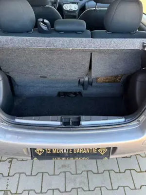 Toyota Yaris Yaris 1,4 D Garantie Rentner Tüv  Service Neu Bild 4