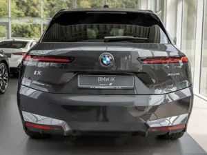 BMW iX xDrive 45 FACEL. LED ACC AHK NAVI H/K SHZ Bild 5