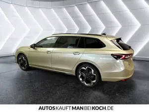Skoda Superb Combi 2.0TSI DSGSportline AHZV PANO STDHZ Bild 4
