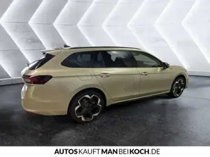 Skoda Superb Combi 2.0TSI DSGSportline AHZV PANO STDHZ Bild 5