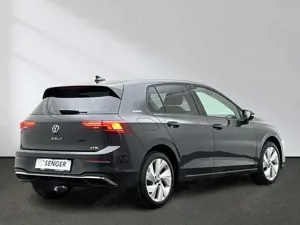 Volkswagen Golf 1.5 eTSI Life OPF Digitales Cockpit Navi Bild 3