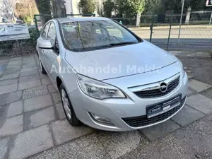 Opel Astra J Lim. 5-trg. Design Edition Bild 5