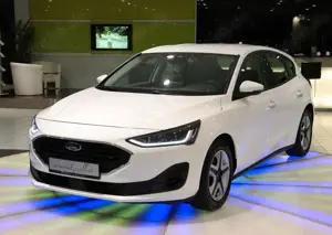 Ford Focus Lim.Cool  Connect*ALU*LED*PDC*NAVI*SHZ*BC