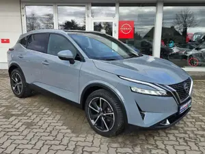 Nissan Qashqai 1,3 DIG-T MHEV Tekna 360° Kamera Head Up