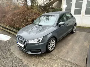 Audi A1 A1 1.4 TDI (ultra) Sportback S tronic design