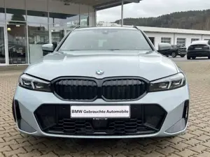 BMW 330 i x M-Sport PRO SR19'' Pano Hifi SportAut/Lenk. Pa Bild 3