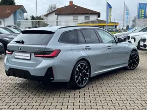 BMW 330 i x M-Sport PRO SR19'' Pano Hifi SportAut/Lenk. Pa Bild 2