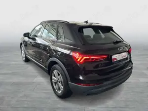 Audi Q3 35 STANDHEIZ eKLAPPE NAVI+ SITZHEIZ Bild 2