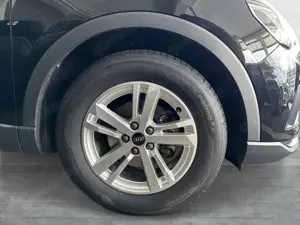 Audi Q3 35 STANDHEIZ eKLAPPE NAVI+ SITZHEIZ Bild 5