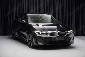 BMW 330 e xDrive M-Sport AdaptiveLED*HK*Sensatec*HUD Bild 3