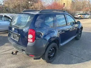 Dacia Duster Ambiance 4x4 Allrad mit Anhängekupplung Bild 4