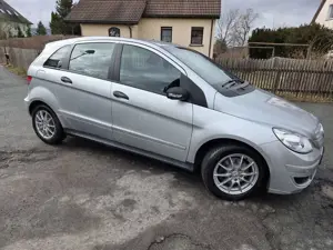 Mercedes-Benz B 200 Bild 4