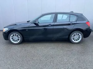 BMW 116 i Sport Line *PDC*Sportsitz*Navi*