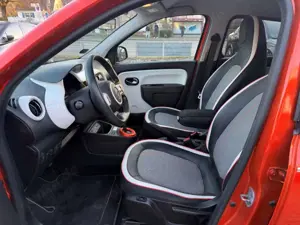 Renault Twingo Vibes Electric Navi Apple CarPlay Android Auto Kli Bild 5