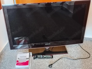 SAMSUNG LED Fernseher 40"