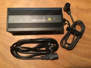 Schnellladegerät f. eScooter EGRET ONE