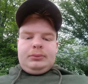 Welches Paar sucht einen Männlichen Mitspieler  Bild 2