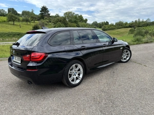 BMW 535d xDrive Touring - Panorama, Headup Bild 3