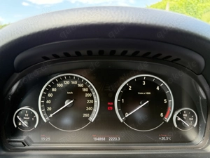 BMW 535d xDrive Touring - Panorama, Headup Bild 5