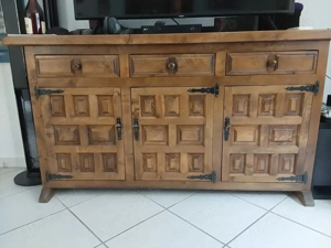 stilvolle spanische Kommode