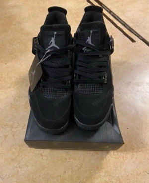 Nike Air Jordan 4 Black Cats größe 42 Neu