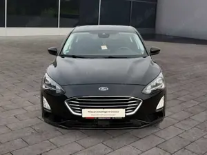 Ford Focus 1.5 EcoBlue Titanium Start/Stopp 120PS AT Bild 3