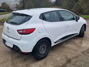 Renault Clio Clio 1.2 16V 75 Paris Bild 4