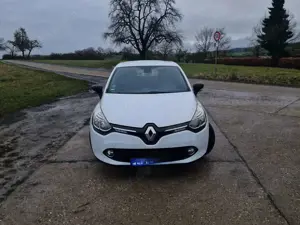 Renault Clio Clio 1.2 16V 75 Paris Bild 3