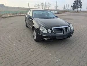 Mercedes-Benz E 280 E-Klasse Diesel CDI 4Matic Automatik Avantgarde DPF