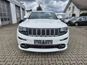 Jeep Grand Cherokee 6.4 V8 HEMI SRT 8-Gang Automatik Bild 2