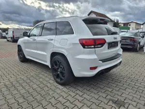 Jeep Grand Cherokee 6.4 V8 HEMI SRT 8-Gang Automatik Bild 5