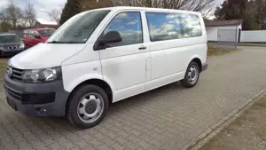 Volkswagen T5 Transporter Kasten-Kombi Kombi 4Motion