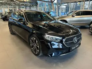 Mercedes-Benz E 300 T de Avantgarde Burmester Distronic 19zoll Bild 4