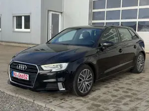 Audi A3 Sportback sport 1.6 TDI Facelift Xenon Navi