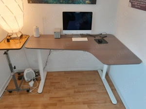 Großer Schreibtisch von IKEA, sehr guter Zustand