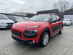 Citroen C4 Cactus Feel 1,2 60 kW  / Kamera / Klima