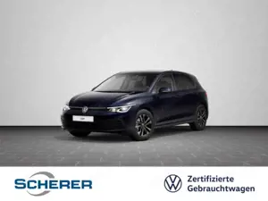 Volkswagen Golf VIII Life 1.0 eTSI DSG KAMERA ACC MATRIX