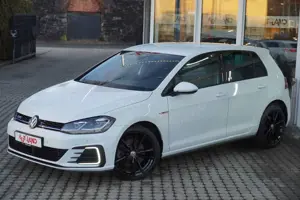 Volkswagen Golf VII GTE 1.4 TSI DSG LED ACC Navi Totwinkel