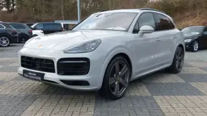 Porsche Cayenne Platinum Edition Sport Design 22Zoll