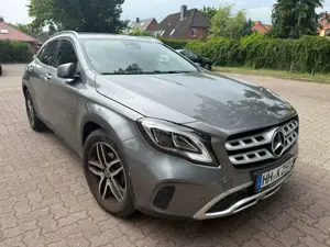 Mercedes-Benz GLA 200 GLA 200 (156.943)