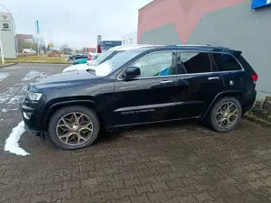 Jeep Grand Cherokee Cherokee 3,0 CRD Overland AHK MOTORSCHADEN