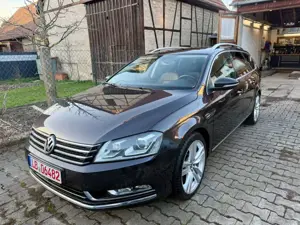 Volkswagen Passat Variant Highline 1.8 Navi Pano Leder